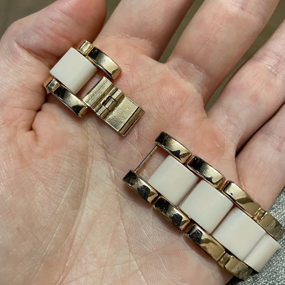 🎉3/$20 Reitman’s Rose Gold pink women’s watch - Picture 5 of 5